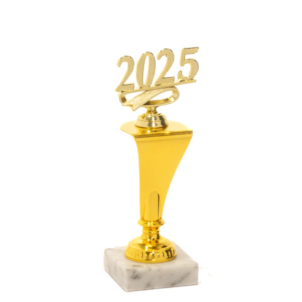 2025 figura hajlított talpon - Image 4